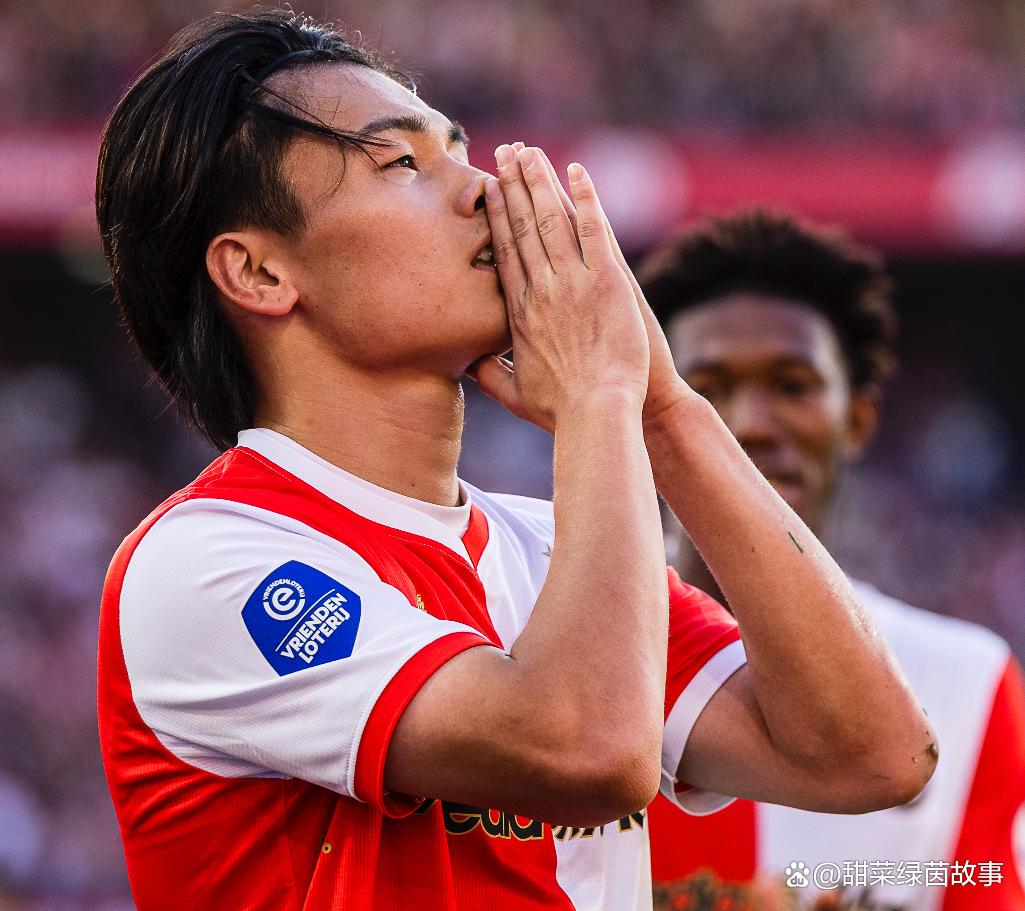 开云官网-赛地聚焦：荷甲集结日热度飙升，新奥尔良鹈鹕战术微调，话题不断，年轻球员得到机会的简单介绍